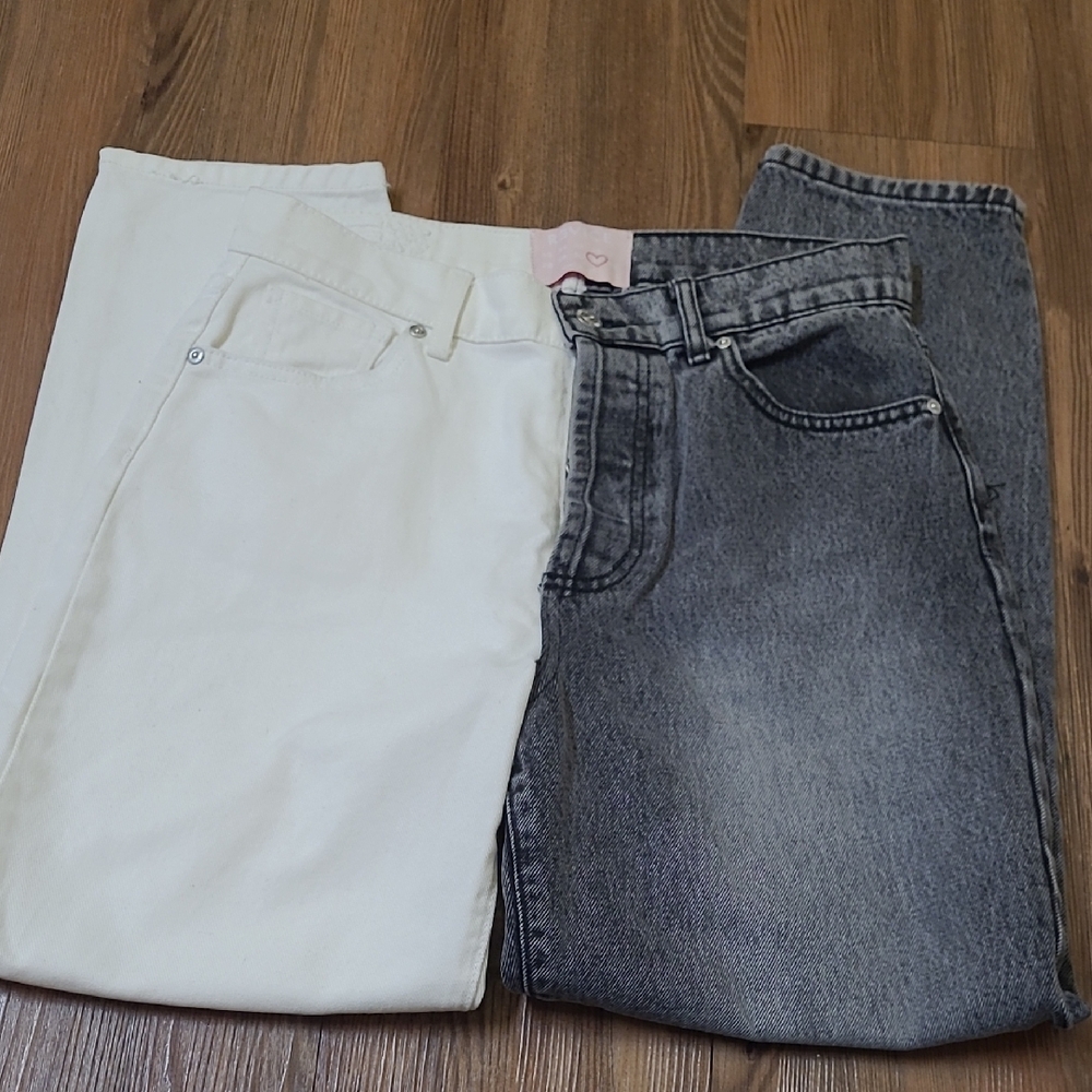 REVICE Two-Tone‎ Straight Jeans in White and Washed Gray